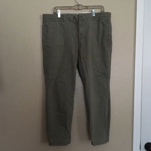 Lou and Grey Utility Green Pants